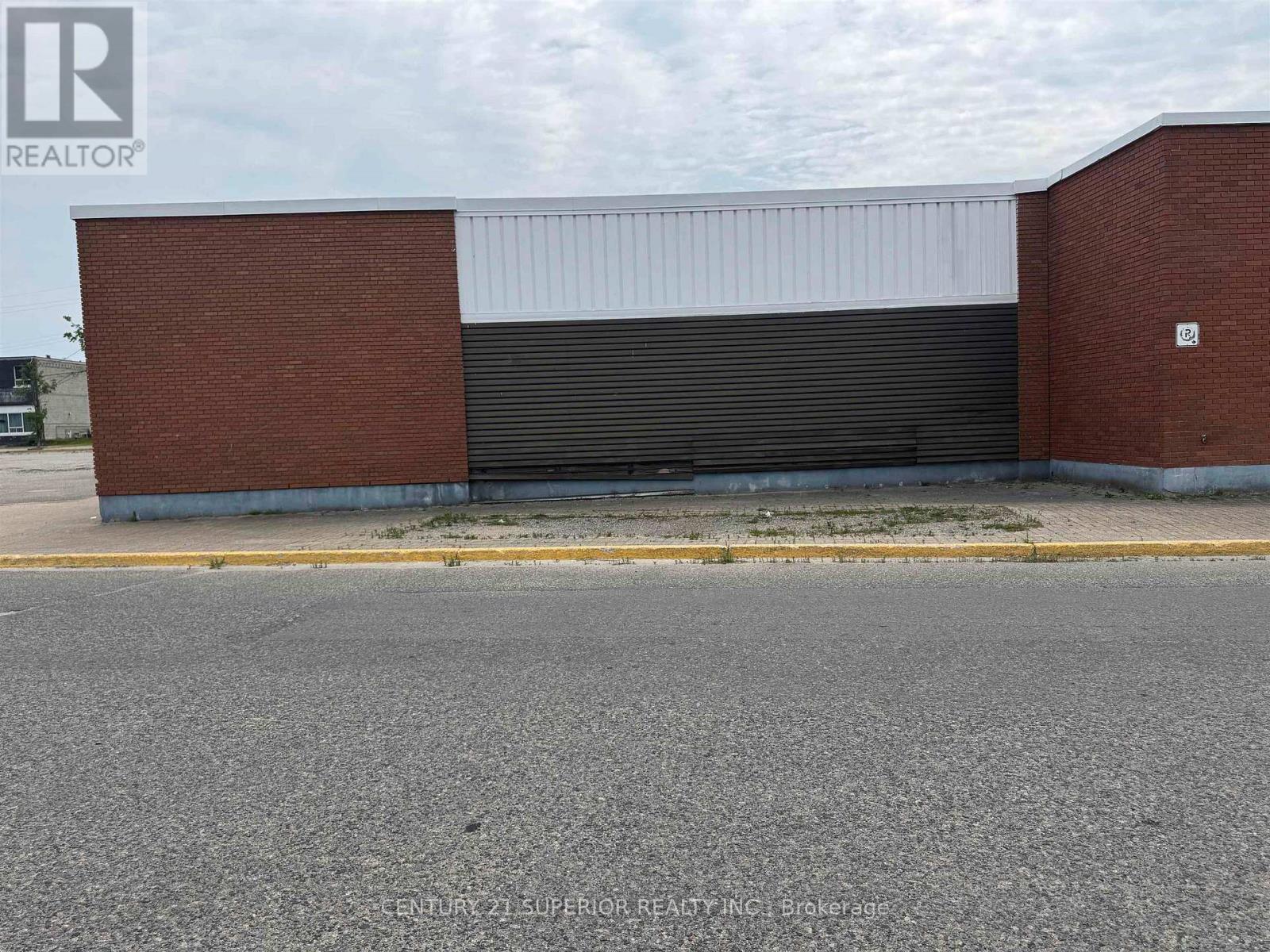 3 - 21 Huron Walk, Manitouwadge, Ontario  P0T 2C0 - Photo 3 - X13622740