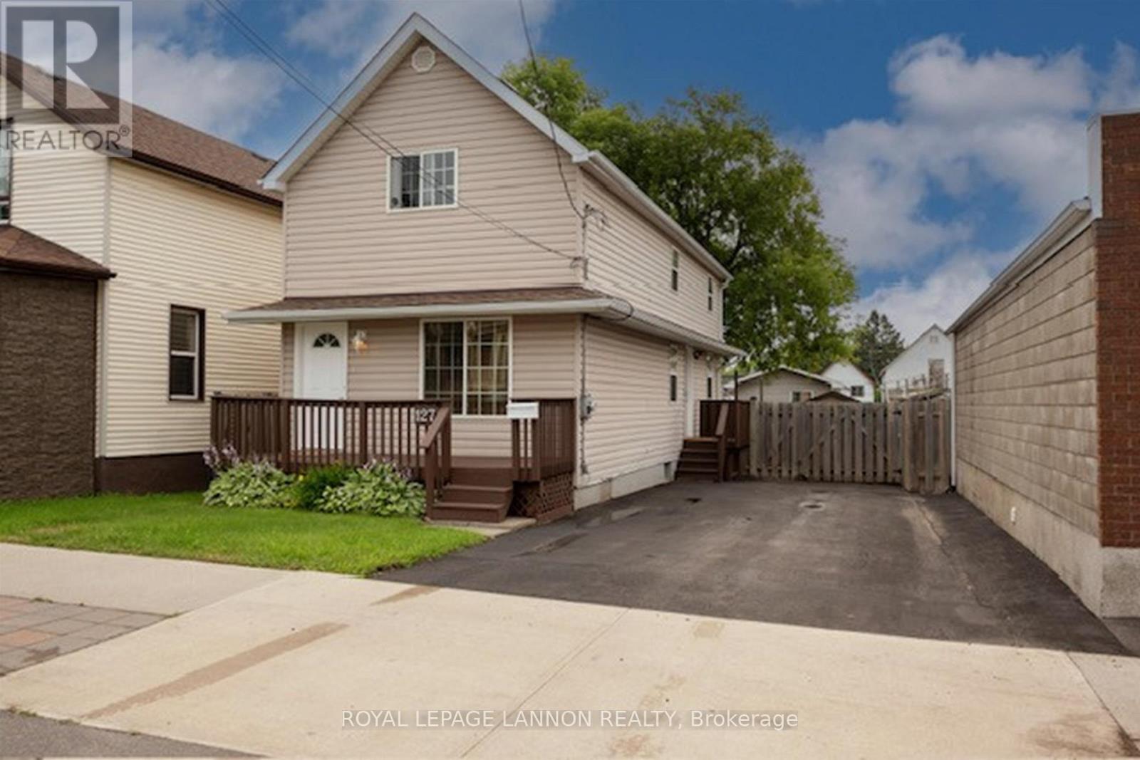 127 Court St S, Thunder Bay, Ontario  P7B 2X5 - Photo 1 - X13626924