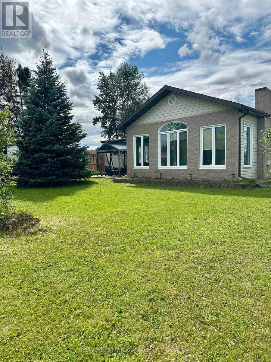 109 Clarke Avenue, Greenstone, Ontario  P0T 1M0 - Photo 33 - X13640962