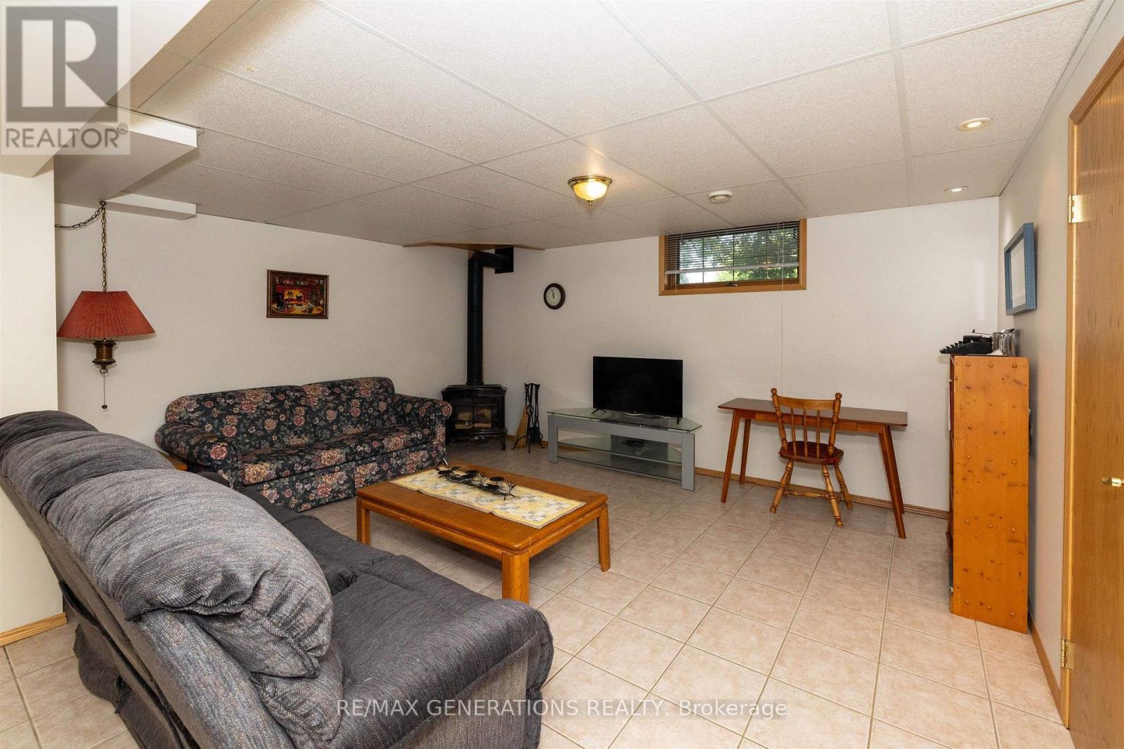 757 Porcupine Boulevard, Thunder Bay, Ontario  P7C 5Y9 - Photo 24 - X13635486