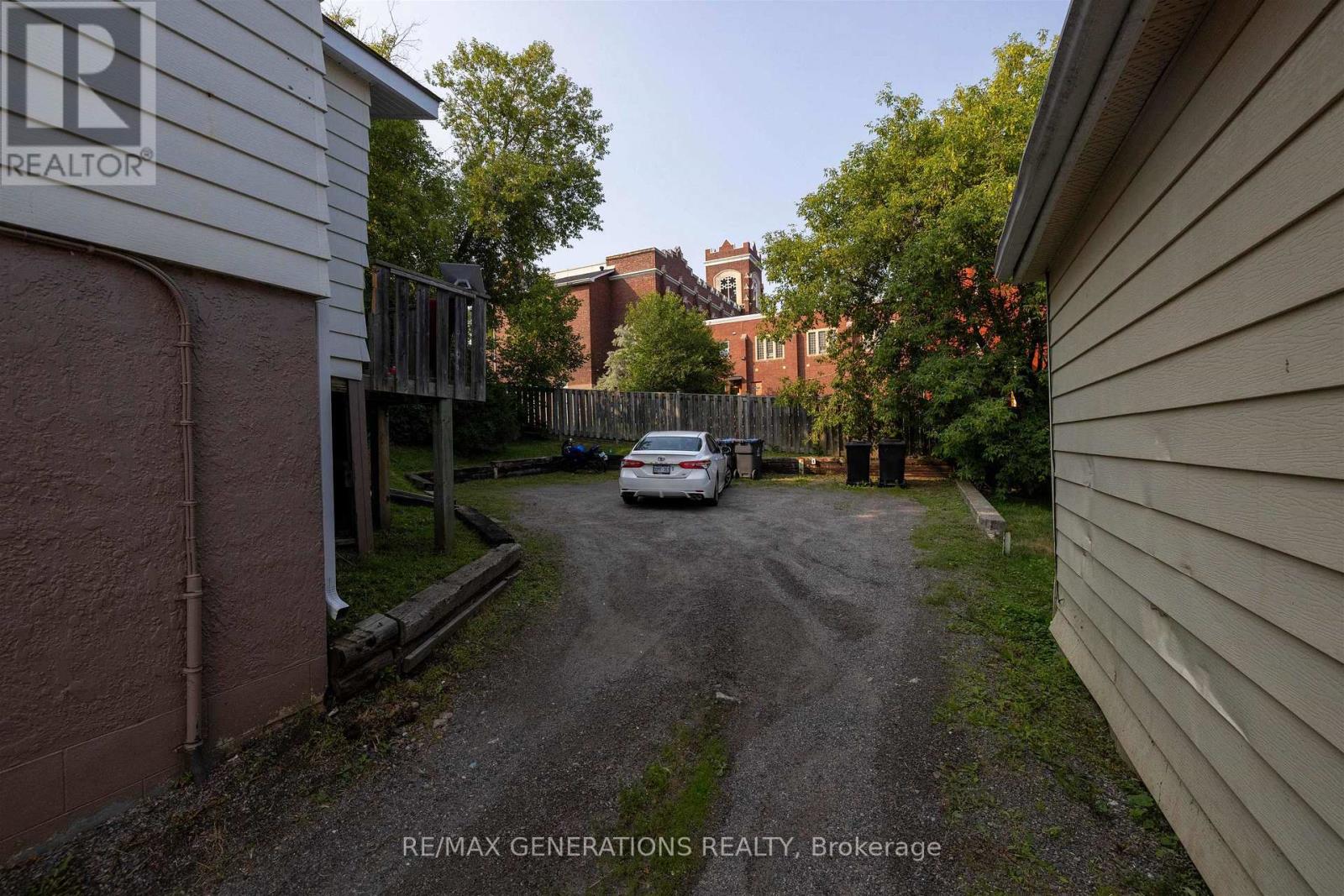 334 Pearl Street, Thunder Bay, Ontario  P7B 1G1 - Photo 4 - X13641458