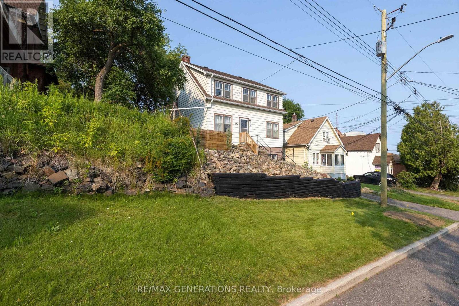 334 Pearl Street, Thunder Bay, Ontario  P7B 1G1 - Photo 2 - X13641458