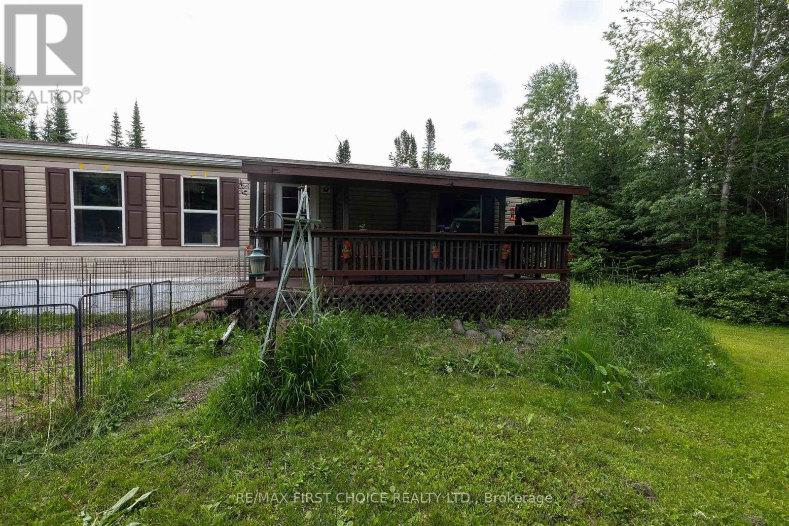 200 Captain Road — photo 3