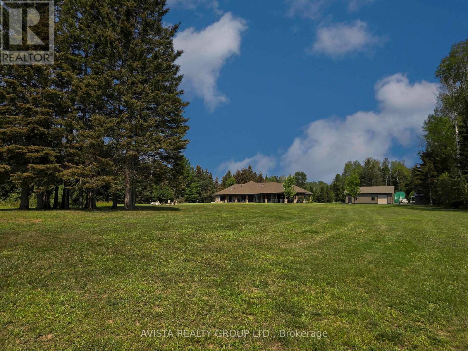2422 Broadway Ave, Thunder Bay, Ontario  P7K 1K7 - Photo 47 - X13636760