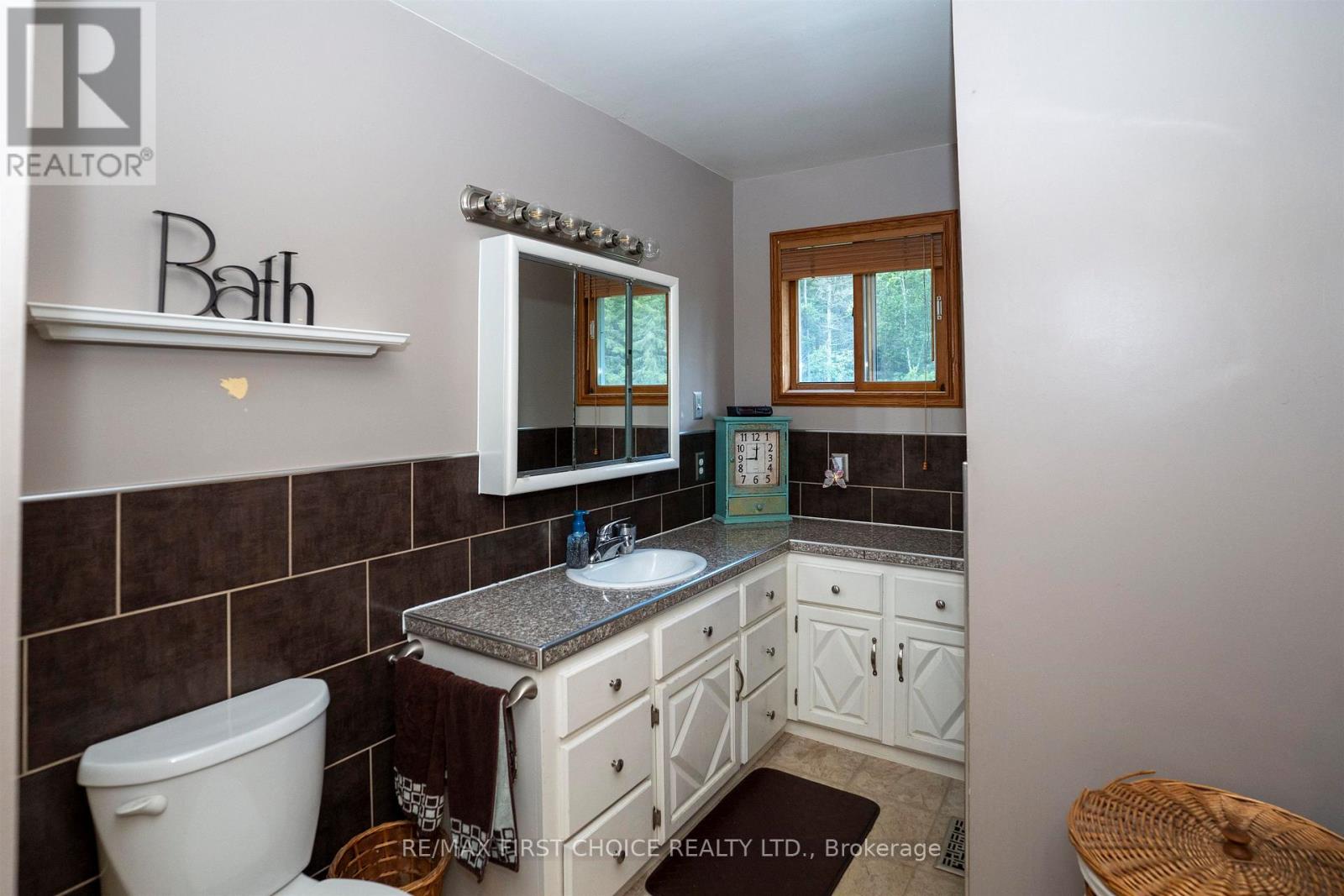 521 Onion Lake Road, Thunder Bay, Ontario  P7G 2C1 - Photo 32 - X13646976