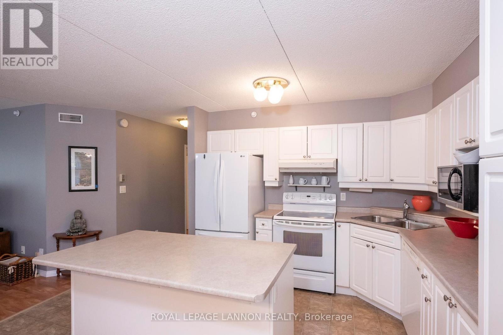 101 - 620 Red River Road, Thunder Bay, Ontario  P7E 6S1 - Photo 12 - X13649356