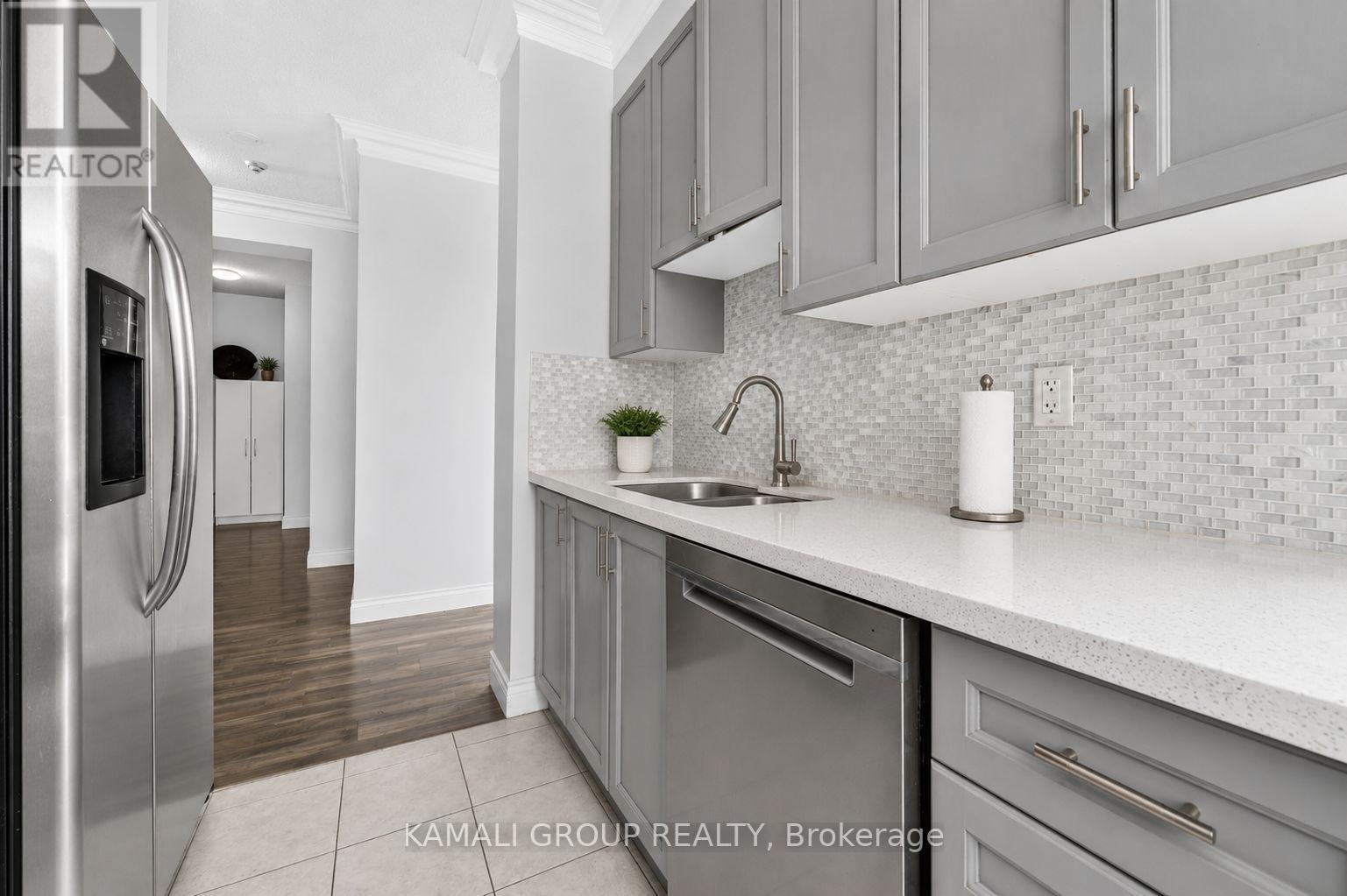 310 - 60 Byng Avenue, Toronto, Ontario  M2N 7K3 - Photo 9 - C13730658