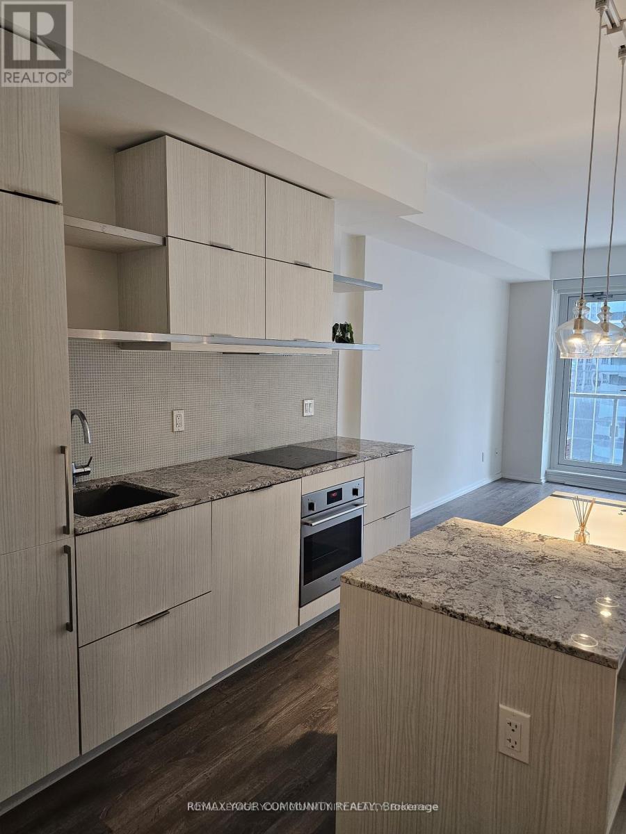 1607 - 197 Yonge Street, Toronto, Ontario  M5B 0C1 - Photo 4 - C13730682