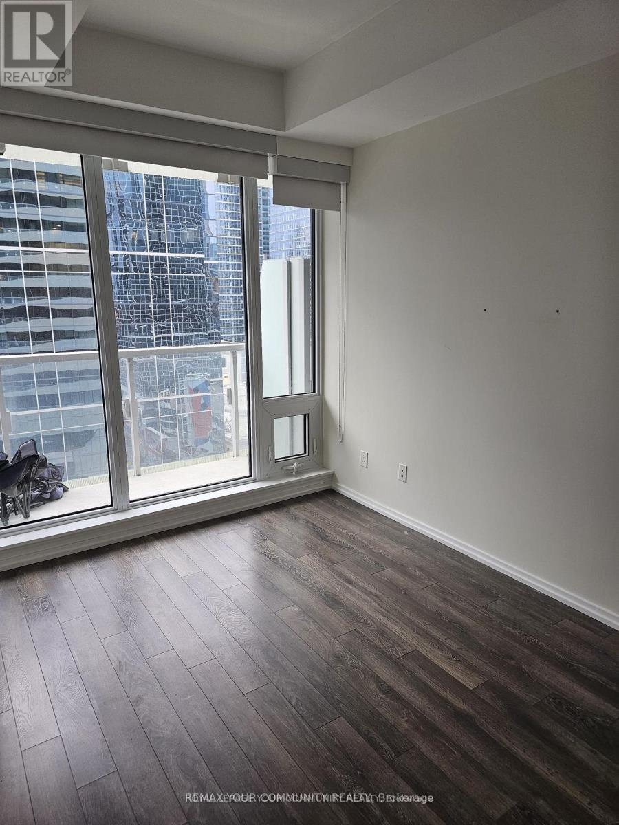 1607 - 197 Yonge Street, Toronto, Ontario  M5B 0C1 - Photo 7 - C13730682