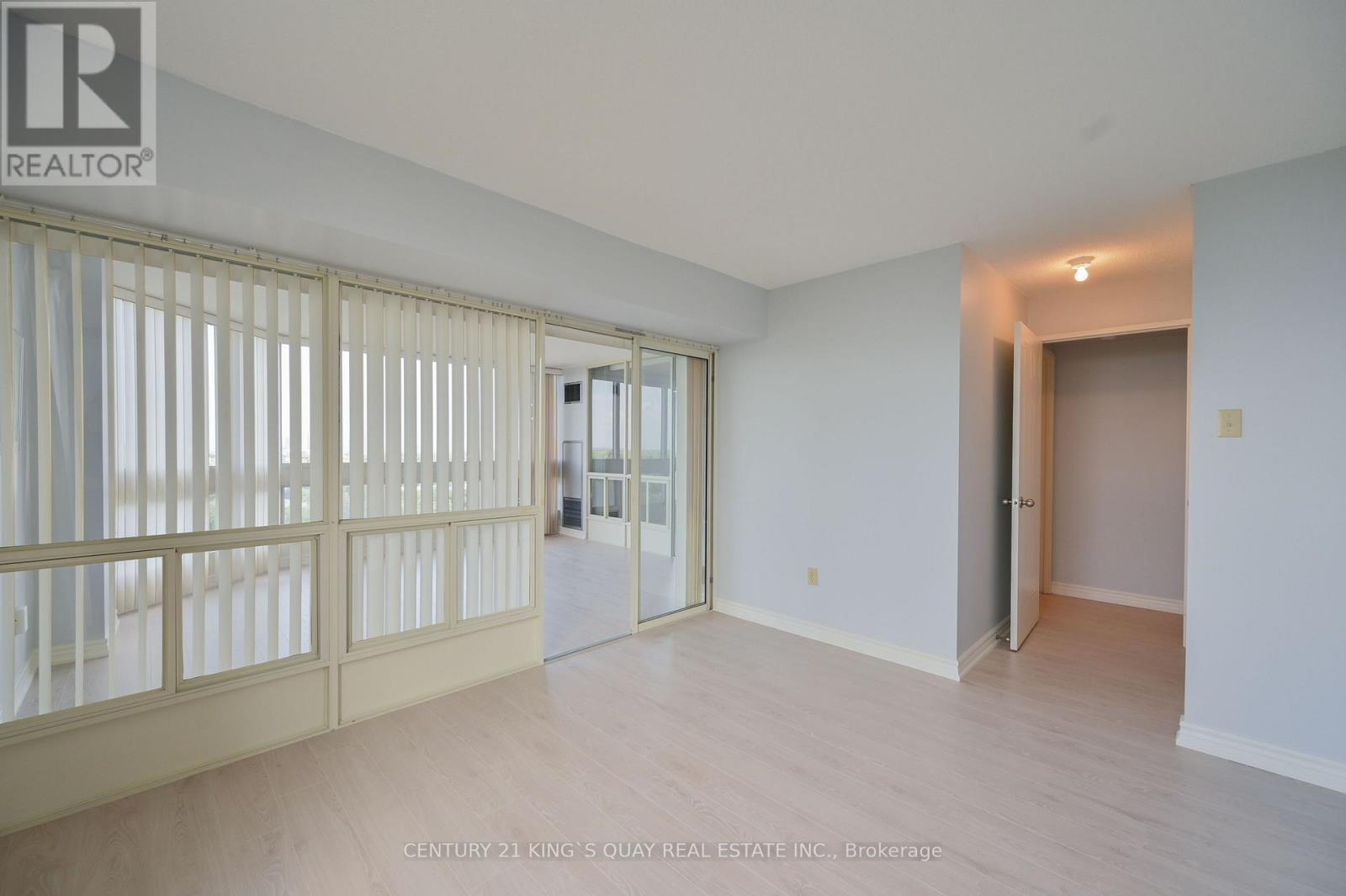 1702 - 5 Kenneth Avenue, Toronto, Ontario  M2N 6M7 - Photo 13 - C13730774