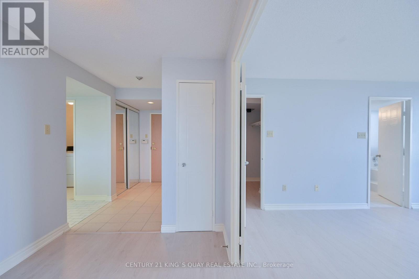 1702 - 5 Kenneth Avenue, Toronto, Ontario  M2N 6M7 - Photo 16 - C13730774