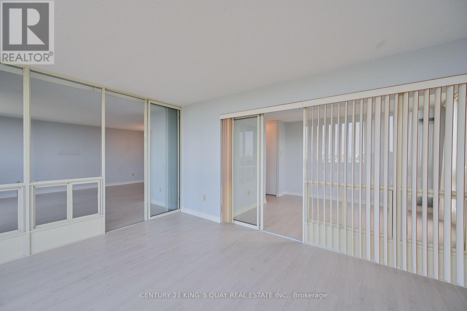 1702 - 5 Kenneth Avenue, Toronto, Ontario  M2N 6M7 - Photo 7 - C13730774