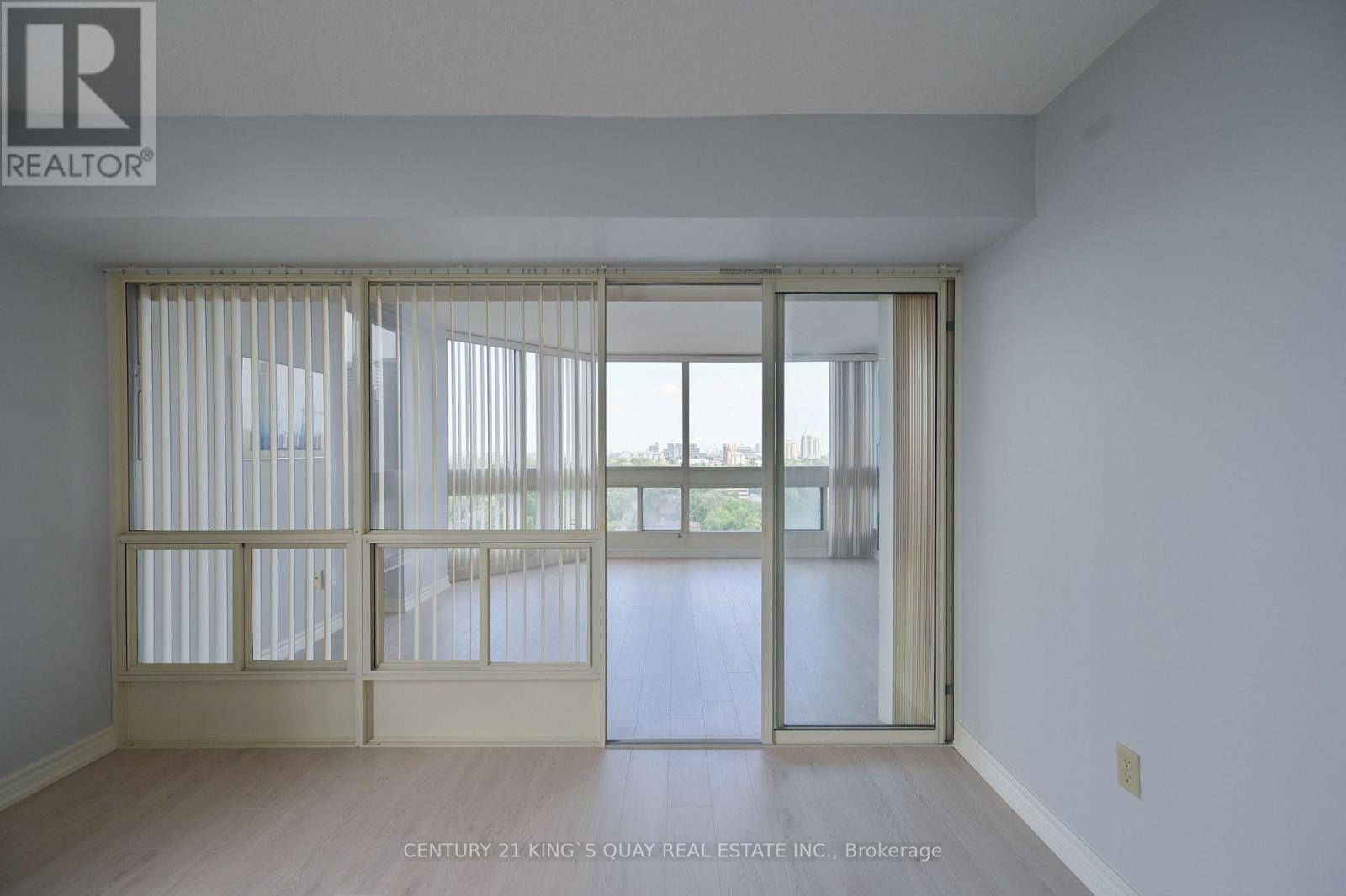 1702 - 5 Kenneth Avenue, Toronto, Ontario  M2N 6M7 - Photo 8 - C13730774