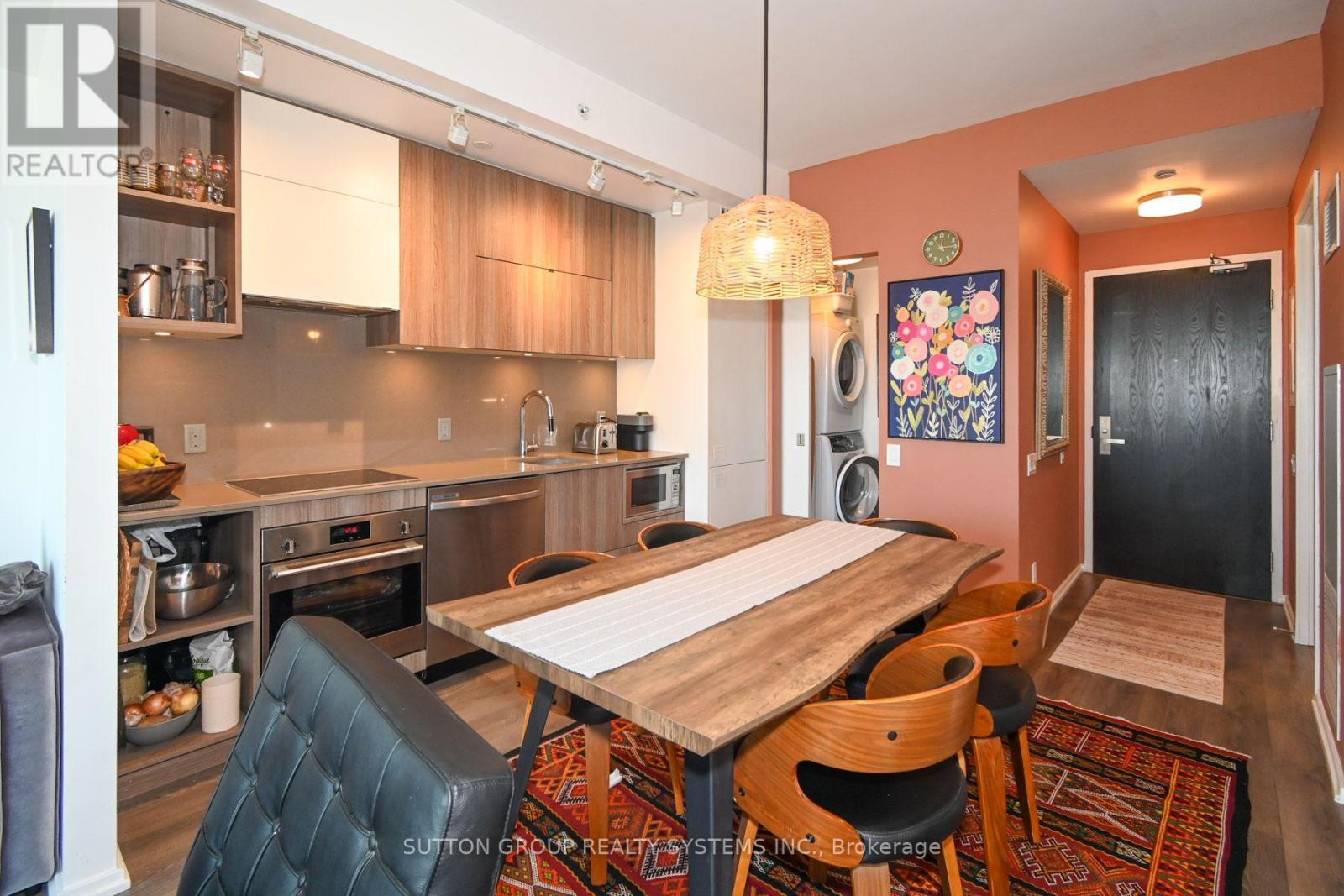 2004 - 125 Peter Street, Toronto, Ontario  M5V 0M2 - Photo 6 - C13730902