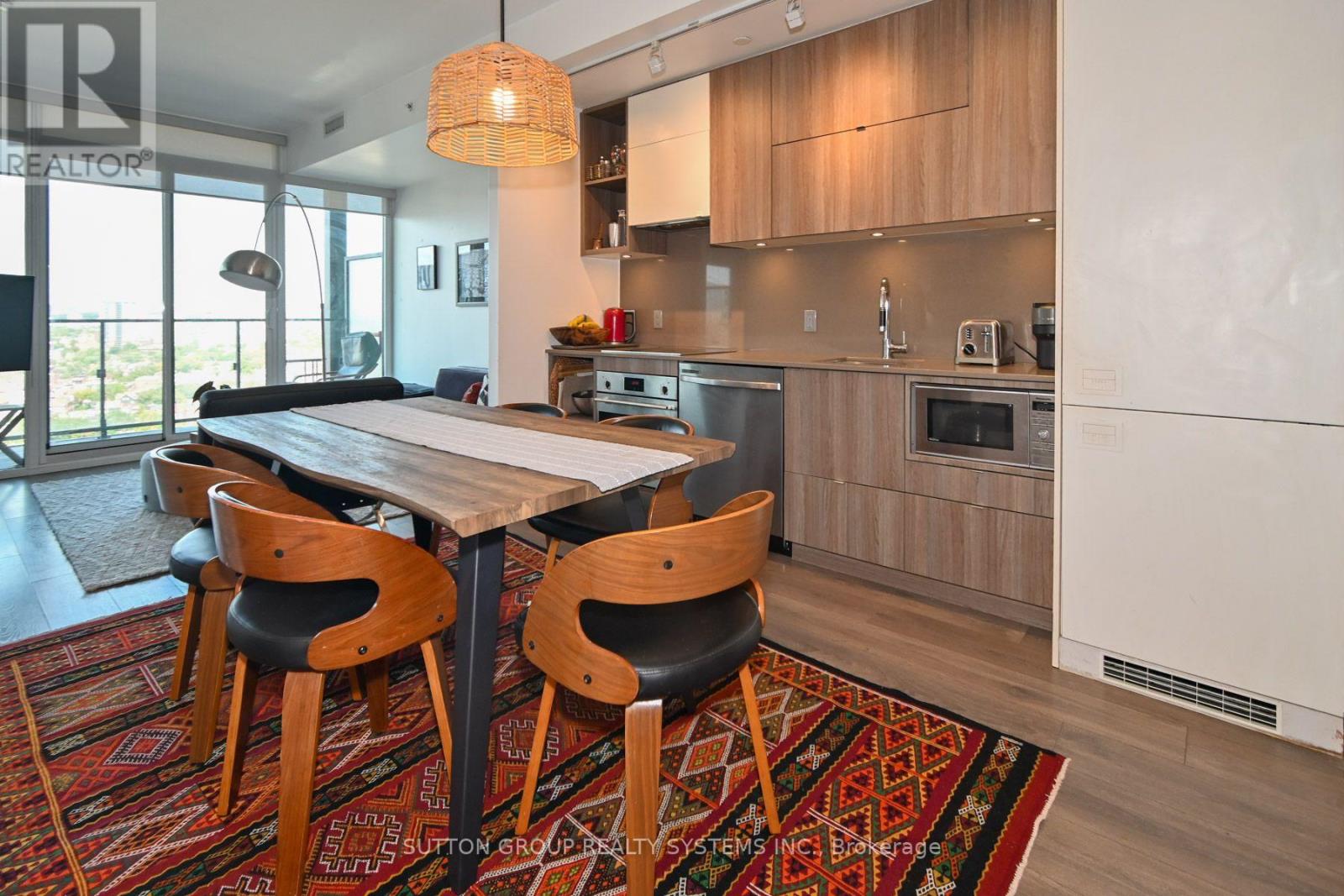 2004 - 125 Peter Street, Toronto, Ontario  M5V 0M2 - Photo 7 - C13730902