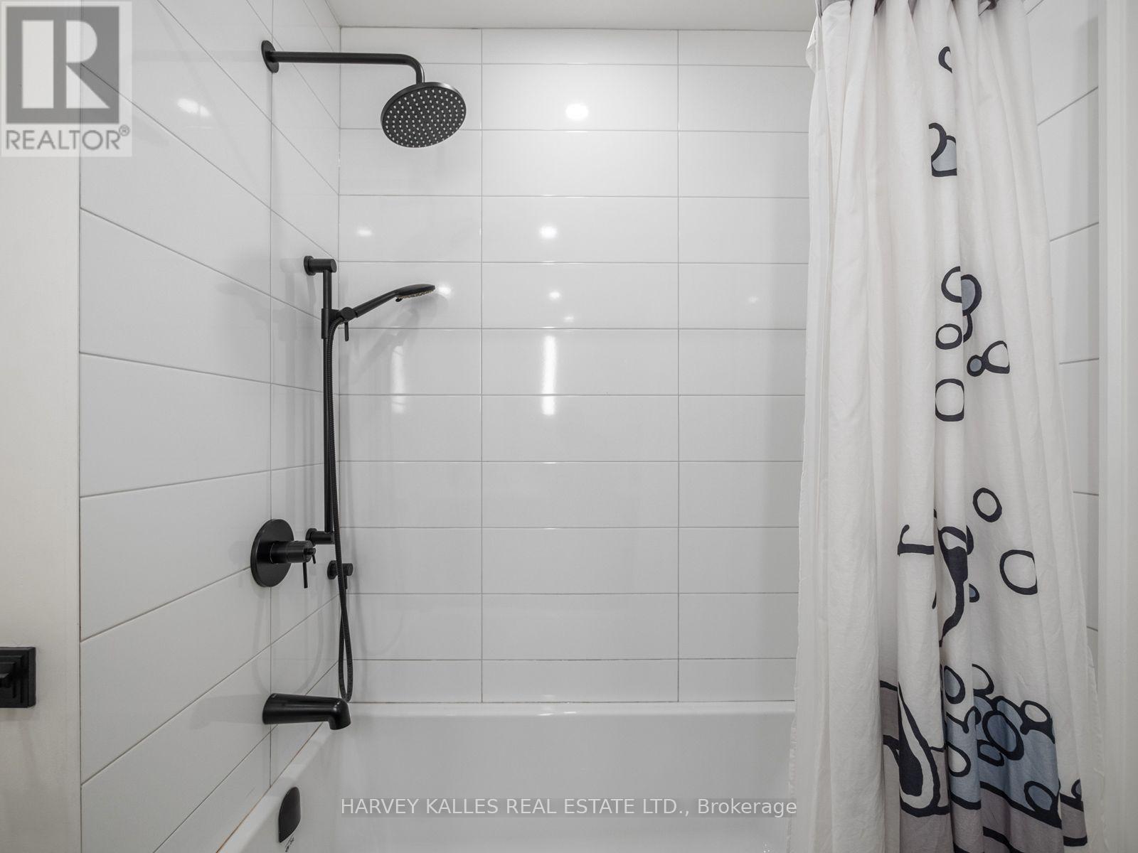 381 Glenholme Avenue, Toronto, Ontario M6E 3E6 - Photo 37 - C13730952