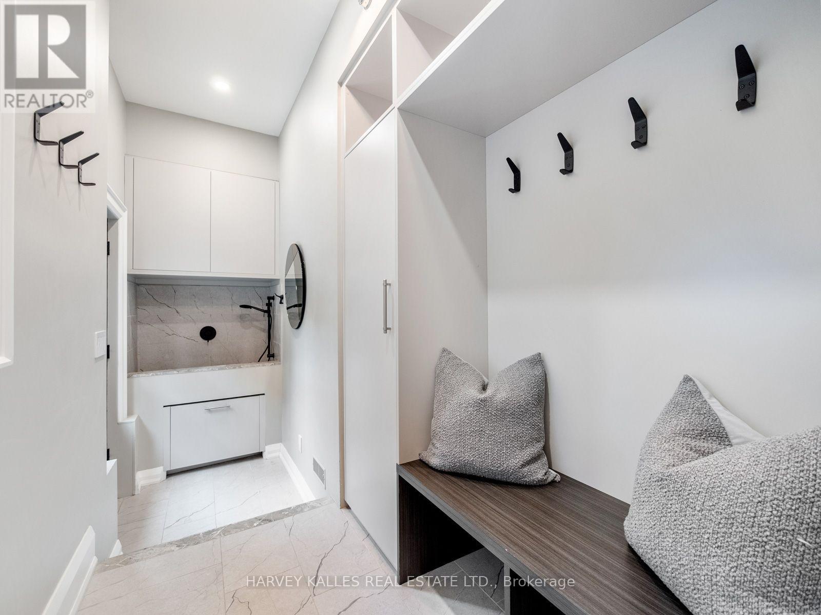 381 Glenholme Avenue, Toronto, Ontario M6E 3E6 - Photo 38 - C13730952