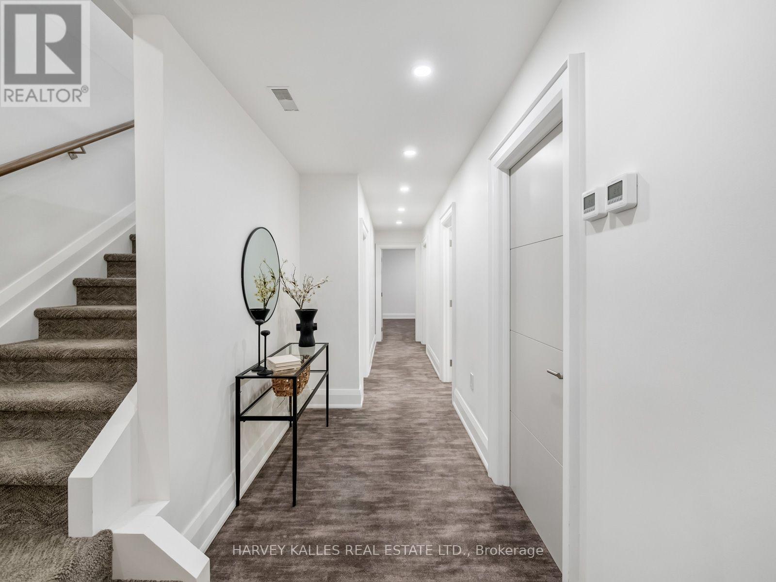 381 Glenholme Avenue, Toronto, Ontario M6E 3E6 - Photo 39 - C13730952
