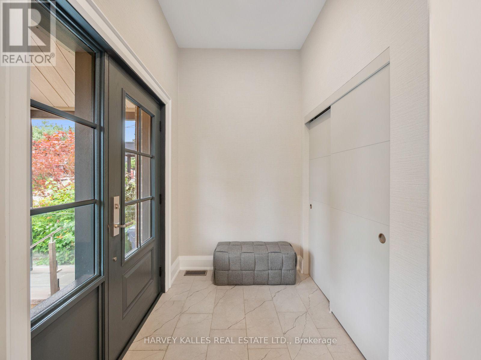381 Glenholme Avenue, Toronto, Ontario M6E 3E6 - Photo 4 - C13730952