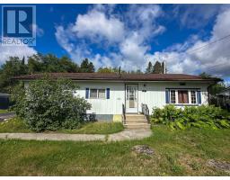 27 ASPEN STREET, Ear Falls, Ontario