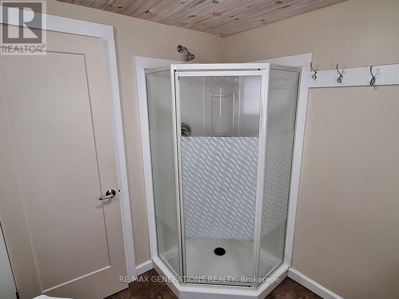 15 Ross Avenue, Marathon, Ontario  P0T 2E0 - Photo 18 - X13661868