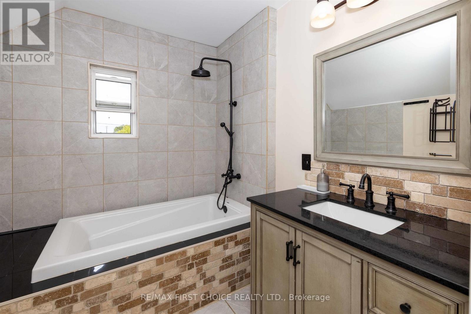513 Christina Street E, Thunder Bay, Ontario  P7E 4P4 - Photo 23 - X13663534