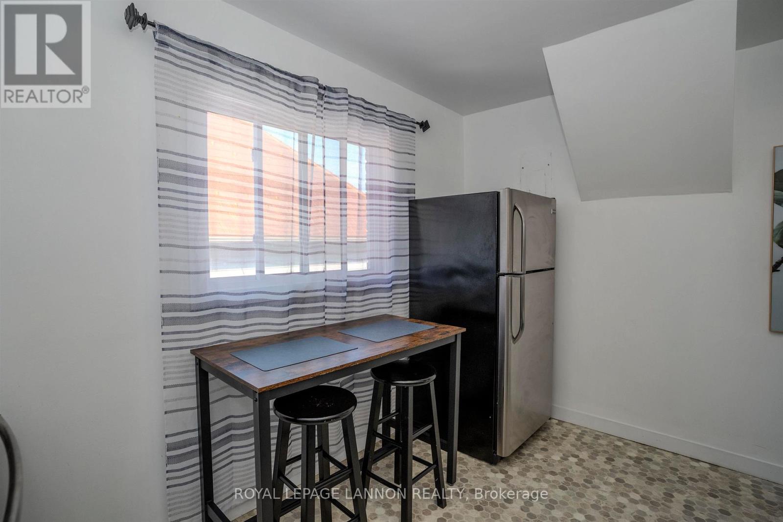 92 Jean Street, Thunder Bay, Ontario  P7A 5E9 - Photo 10 - X13657180