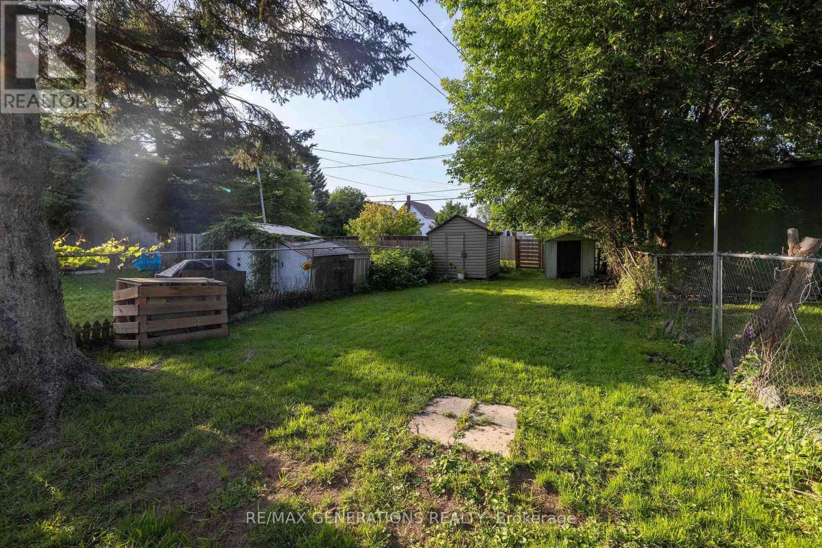 201 Cumming Street, Thunder Bay, Ontario  P7C 1N8 - Photo 12 - X13659436