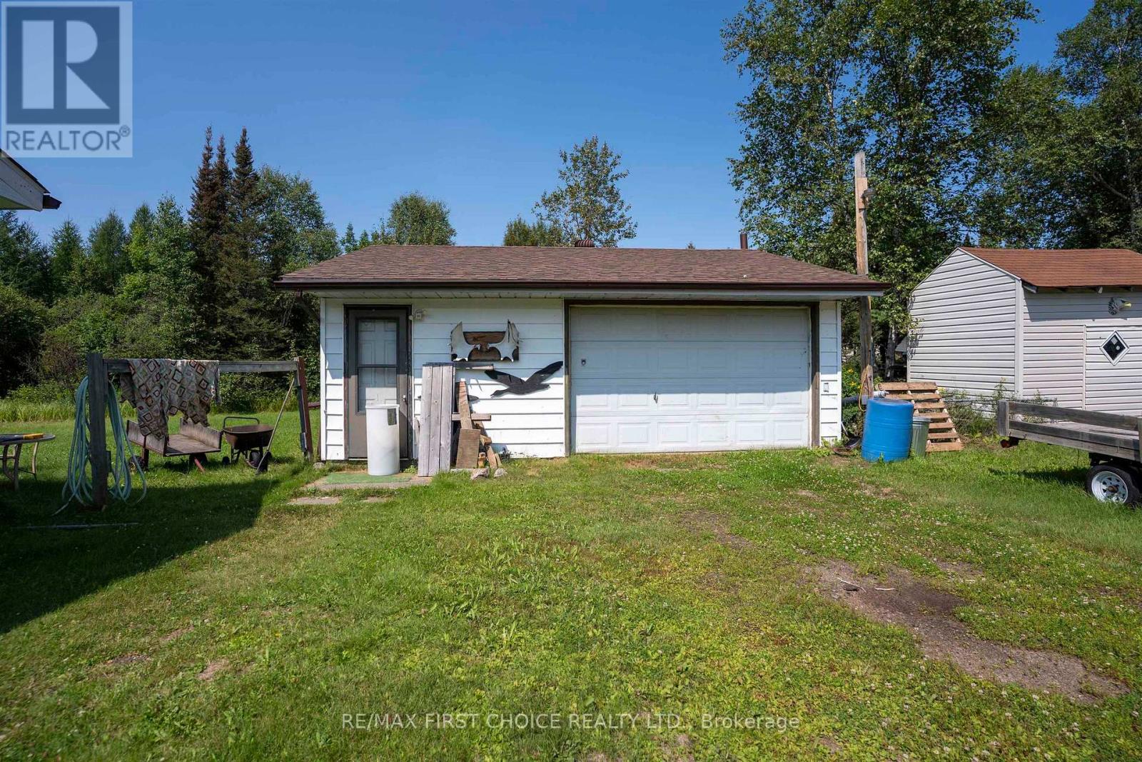 6365 Mapleward Road, Thunder Bay, Ontario  P7G 2K1 - Photo 3 - X13670600