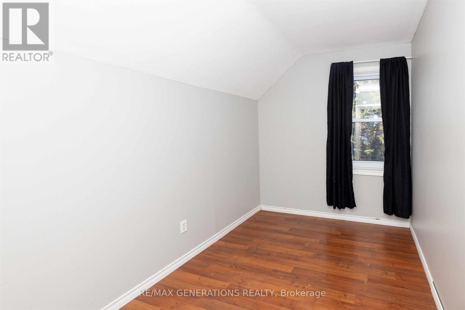 201 Cumming Street, Thunder Bay, Ontario  P7C 1N8 - Photo 9 - X13659436