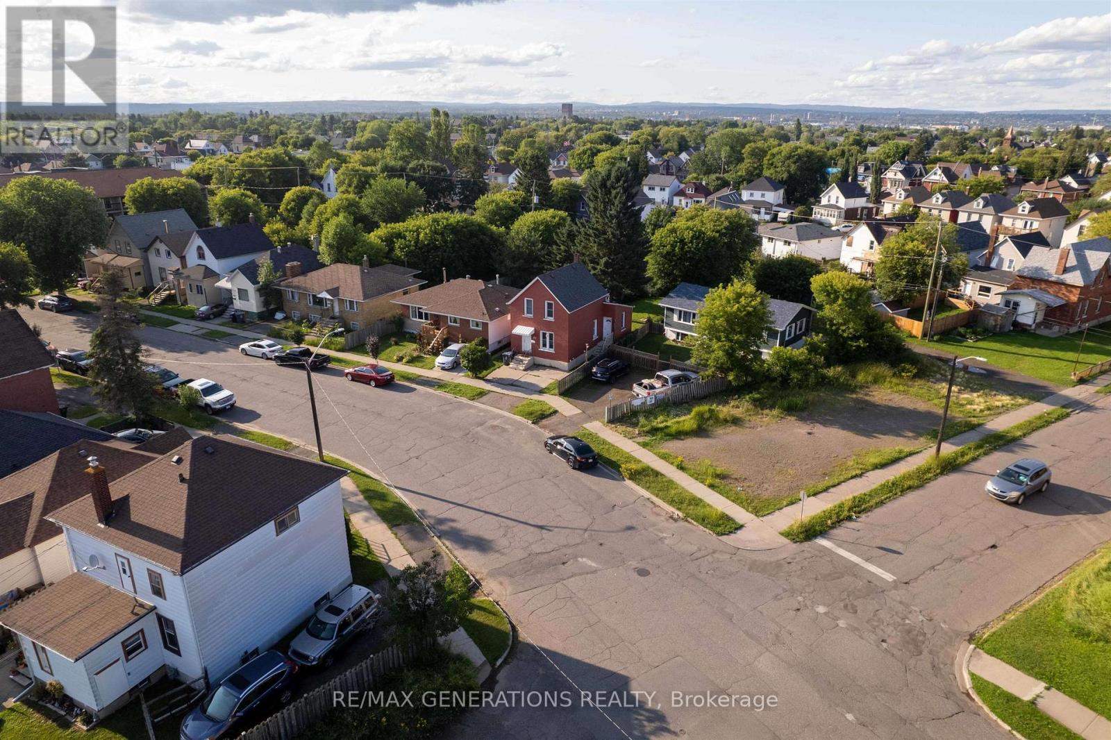 201 Cumming Street, Thunder Bay, Ontario  P7C 1N8 - Photo 17 - X13659436