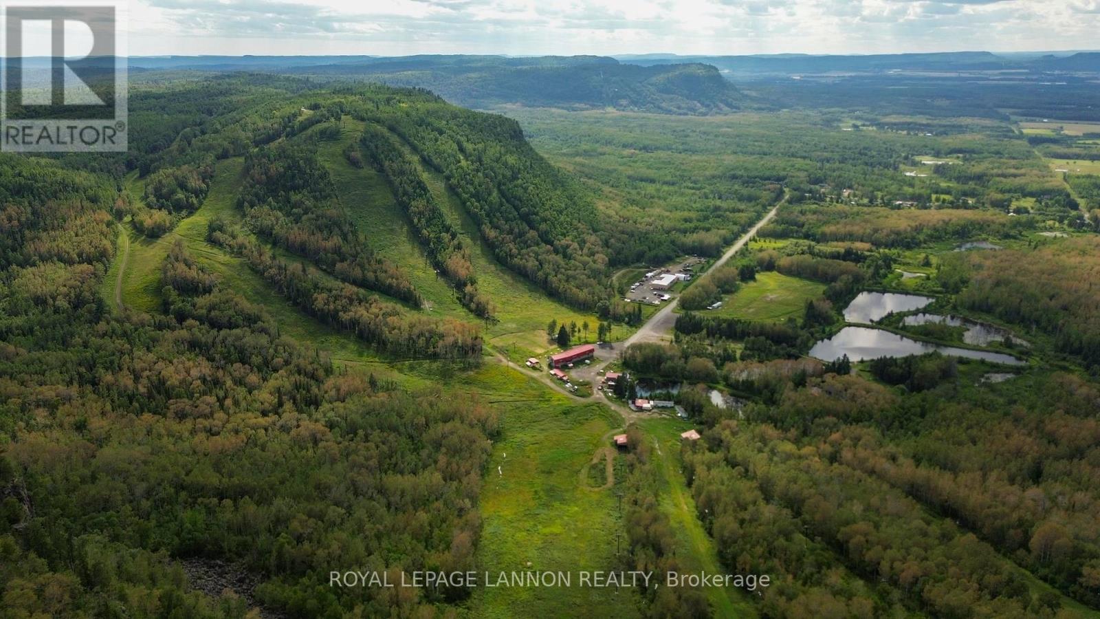 6065 Loch Lomond Road, Thunder Bay, Ontario  P7J 1E7 - Photo 50 - X13671802