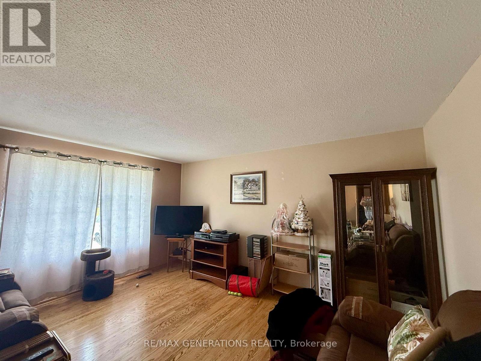 115 James Street N, Thunder Bay, Ontario  P7E 2V3 - Photo 3 - X13671024