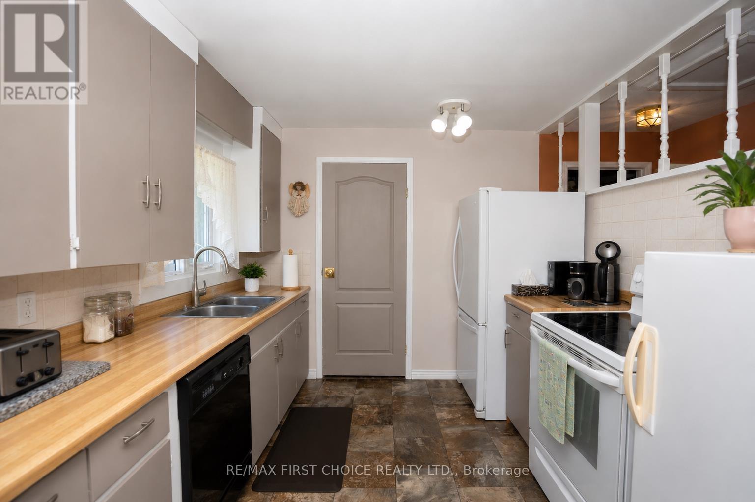 6365 Mapleward Road, Thunder Bay, Ontario  P7G 2K1 - Photo 7 - X13670600