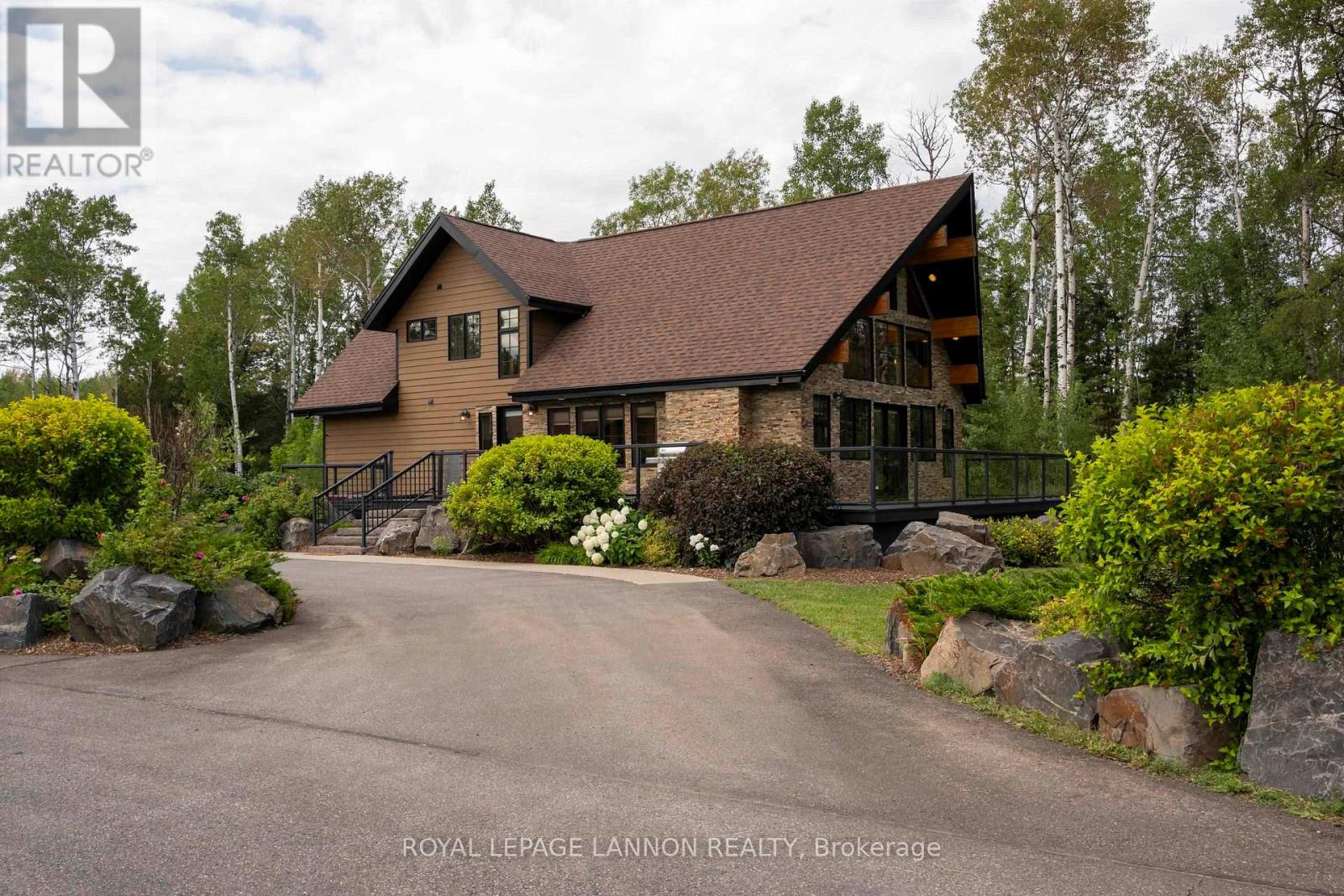 6065 Loch Lomond Road, Thunder Bay, Ontario  P7J 1E7 - Photo 5 - X13671802