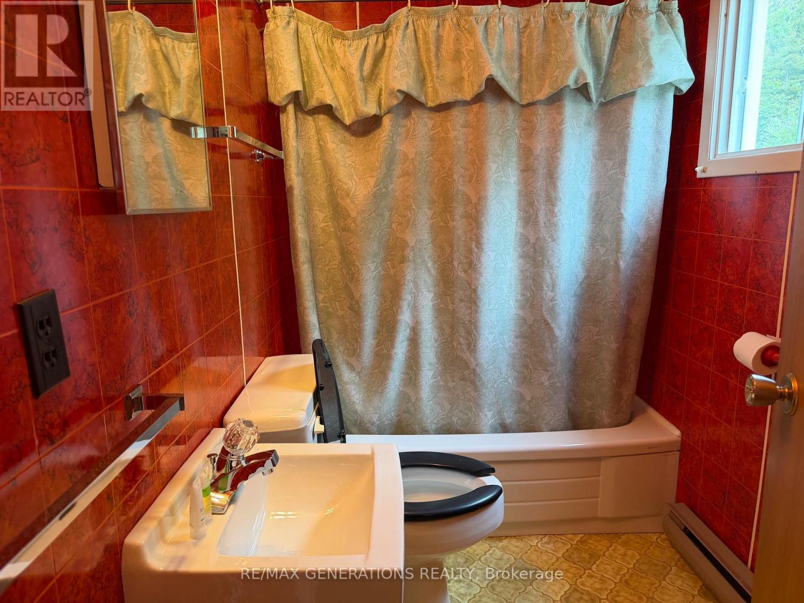 200 Ethel Street, Schreiber, Ontario  P0T 2S0 - Photo 11 - X13675588