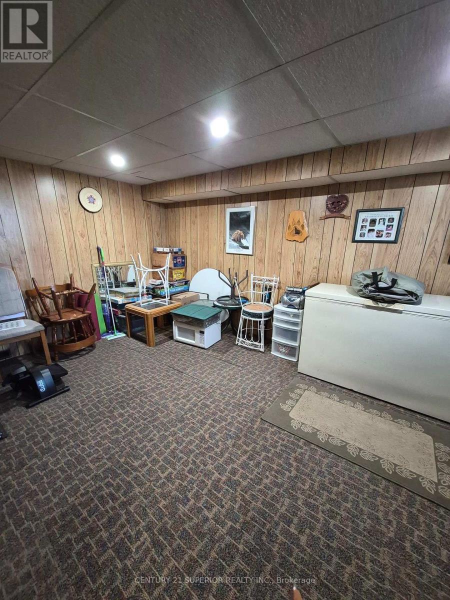 1 Laurier Ave, Terrace Bay, Ontario  P0T 2W0 - Photo 31 - X13682792