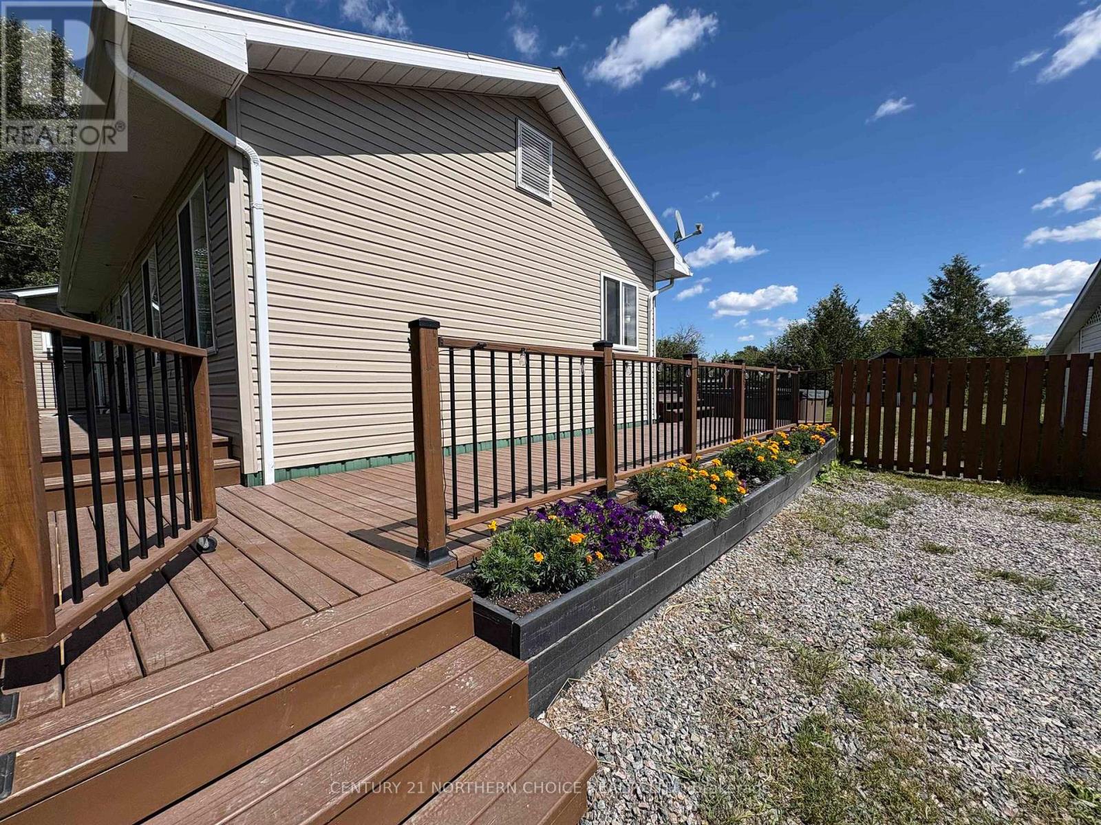 390 Pit Road 2, Fort Frances, Ontario  P9A 3M1 - Photo 4 - X13683336