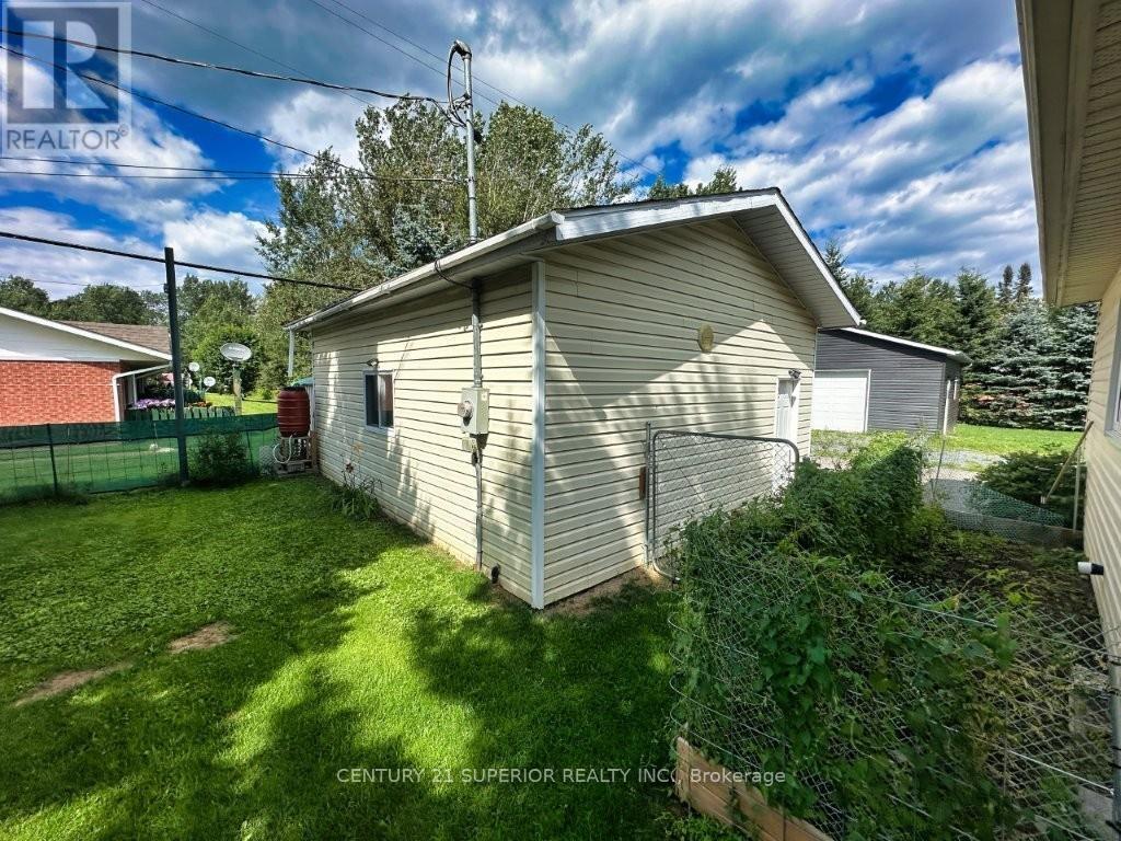 79 Brompton Road, Red Rock, Ontario  P0T 2P0 - Photo 44 - X13693040