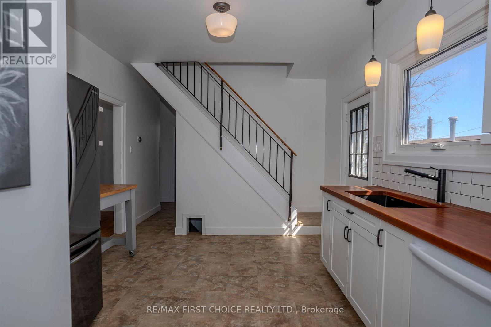 420 Van Norman Street, Thunder Bay, Ontario  P7A 4C7 - Photo 13 - X13695360