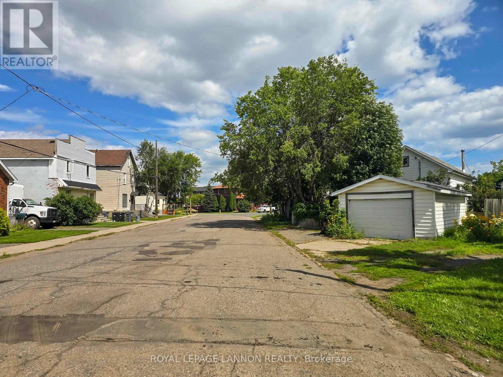 873 Minnesota Street, Thunder Bay, Ontario  P7C 3L7 - Photo 35 - X13695066