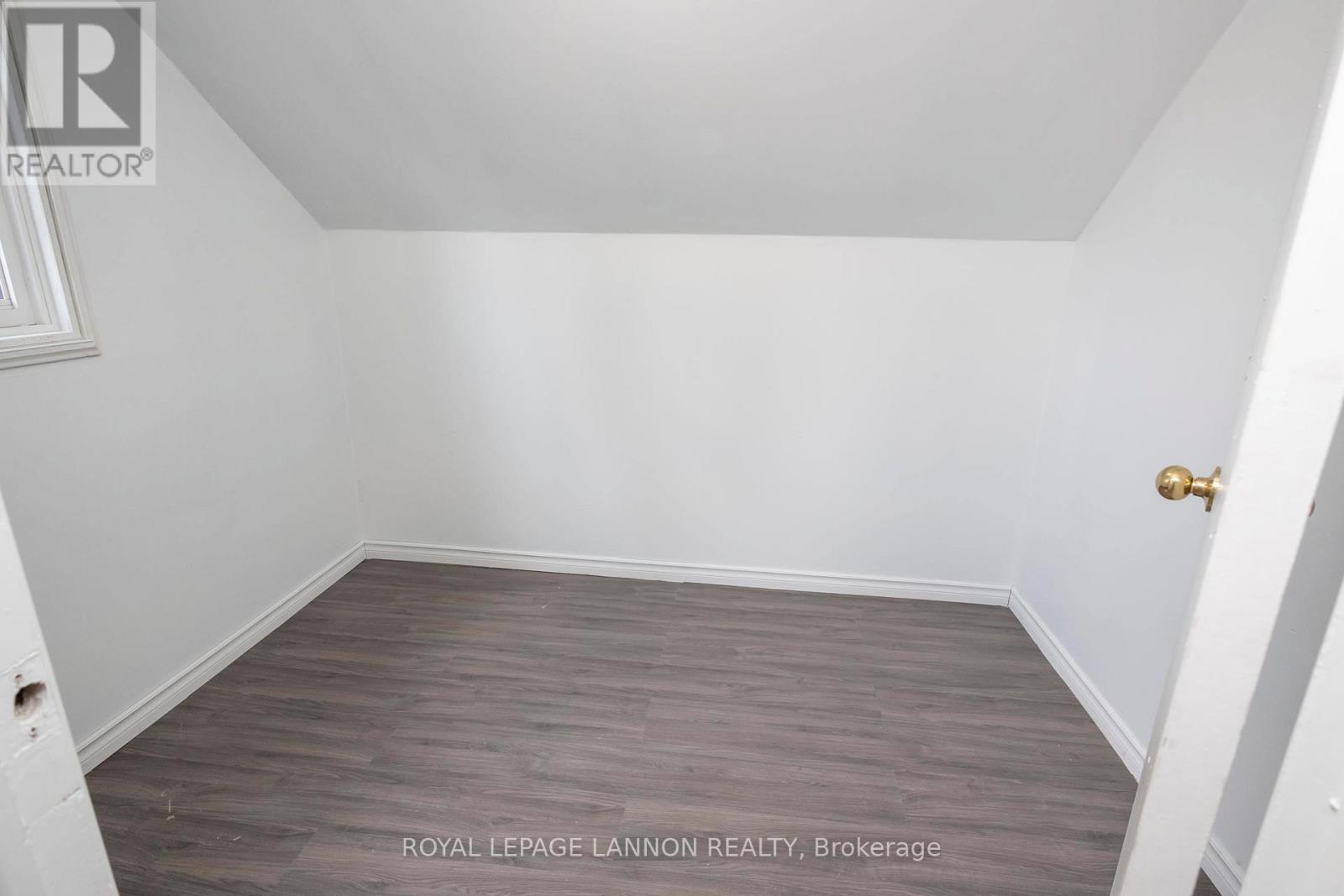 873 Minnesota Street, Thunder Bay, Ontario  P7C 3L7 - Photo 11 - X13695066
