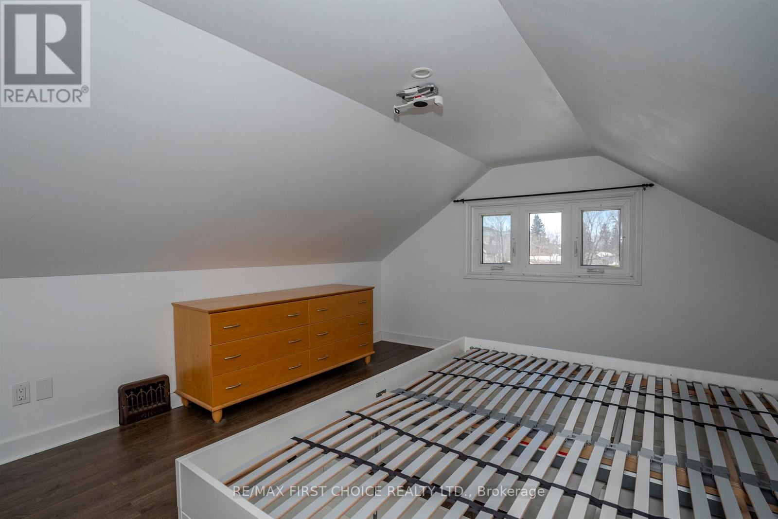 420 Van Norman Street, Thunder Bay, Ontario  P7A 4C7 - Photo 30 - X13695360