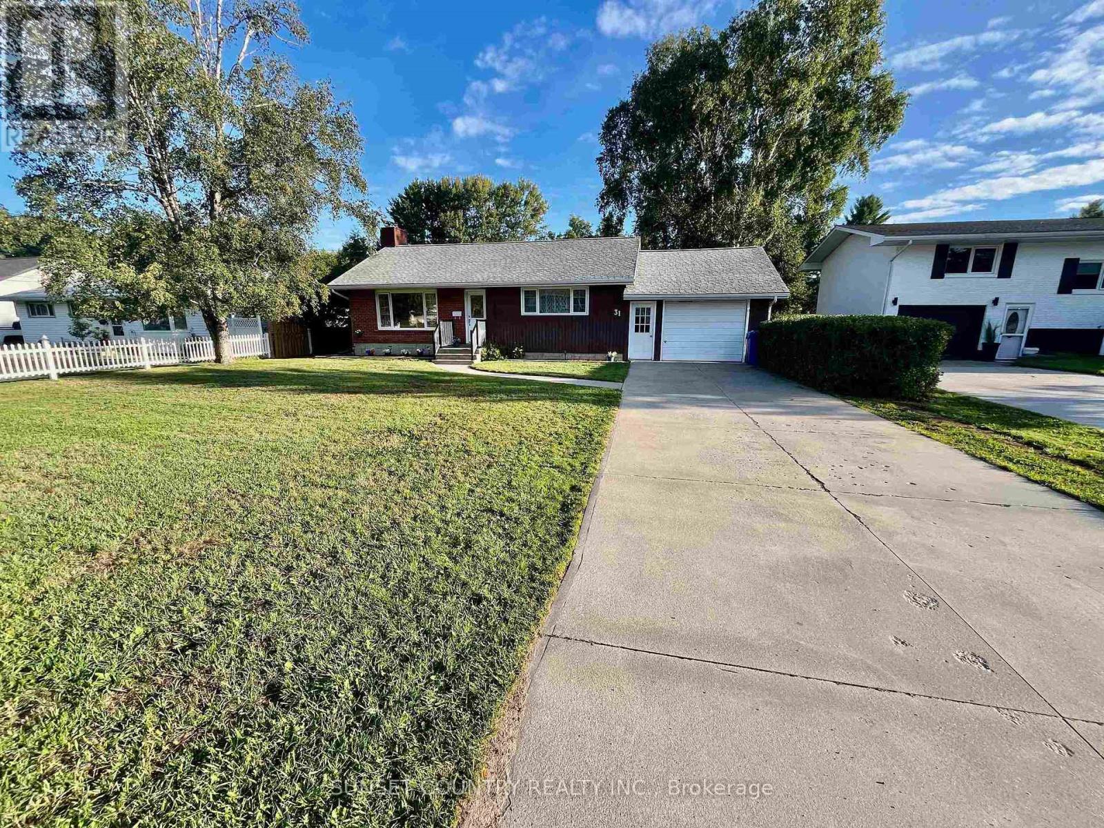 31 Ross Street, Dryden, Ontario  P8N 1T9 - Photo 45 - X13695456