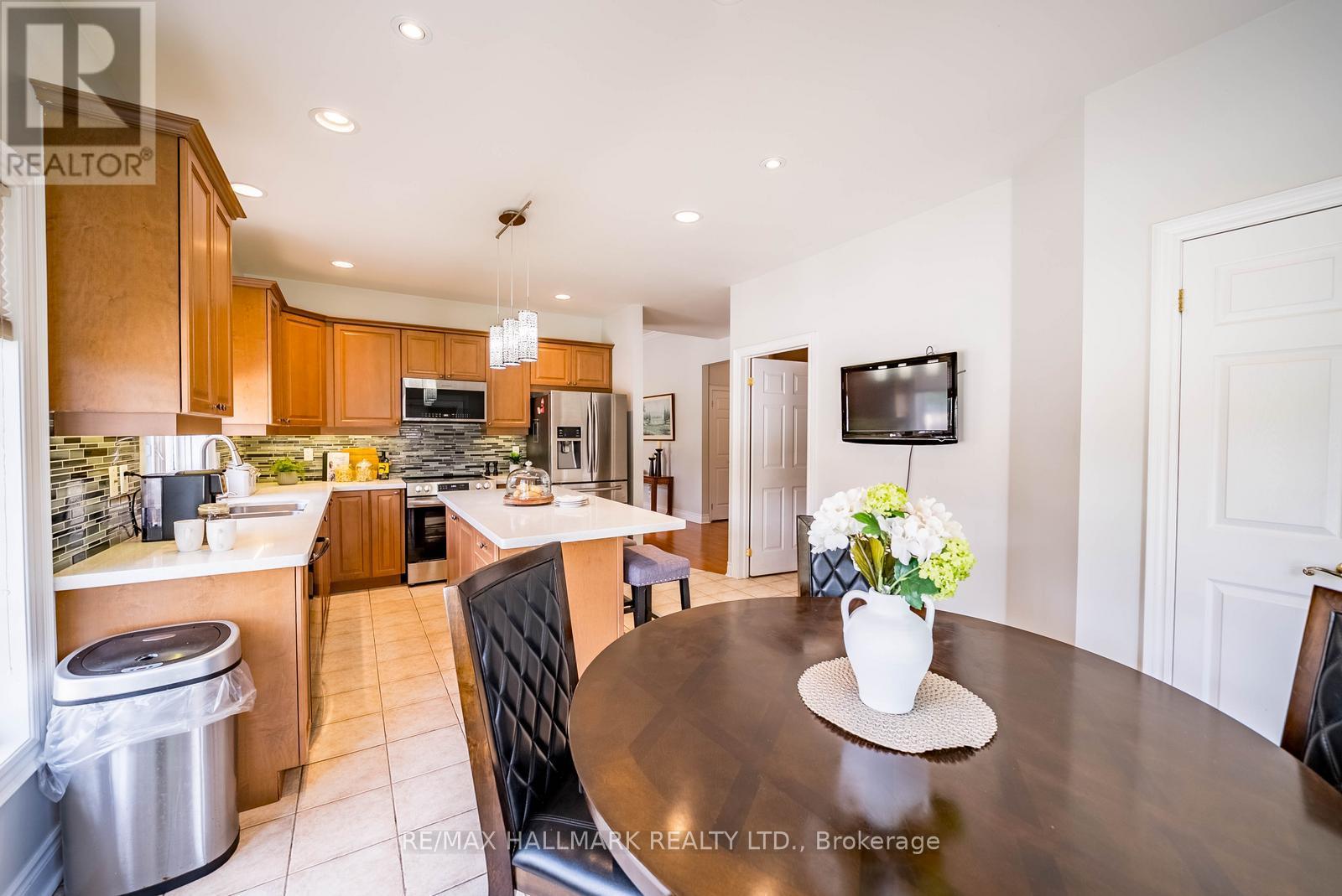 10 Vardon Gate, Whitchurch-Stouffville, Ontario  L4A 1R7 - Photo 17 - N13730804