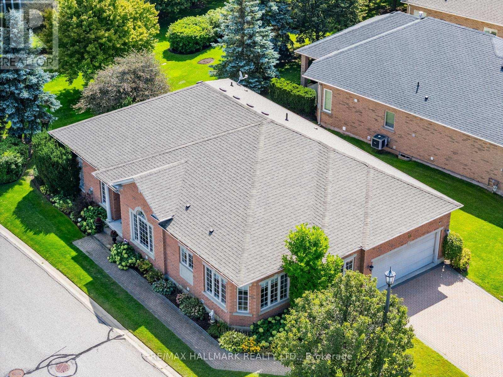 10 Vardon Gate, Whitchurch-Stouffville, Ontario  L4A 1R7 - Photo 4 - N13730804