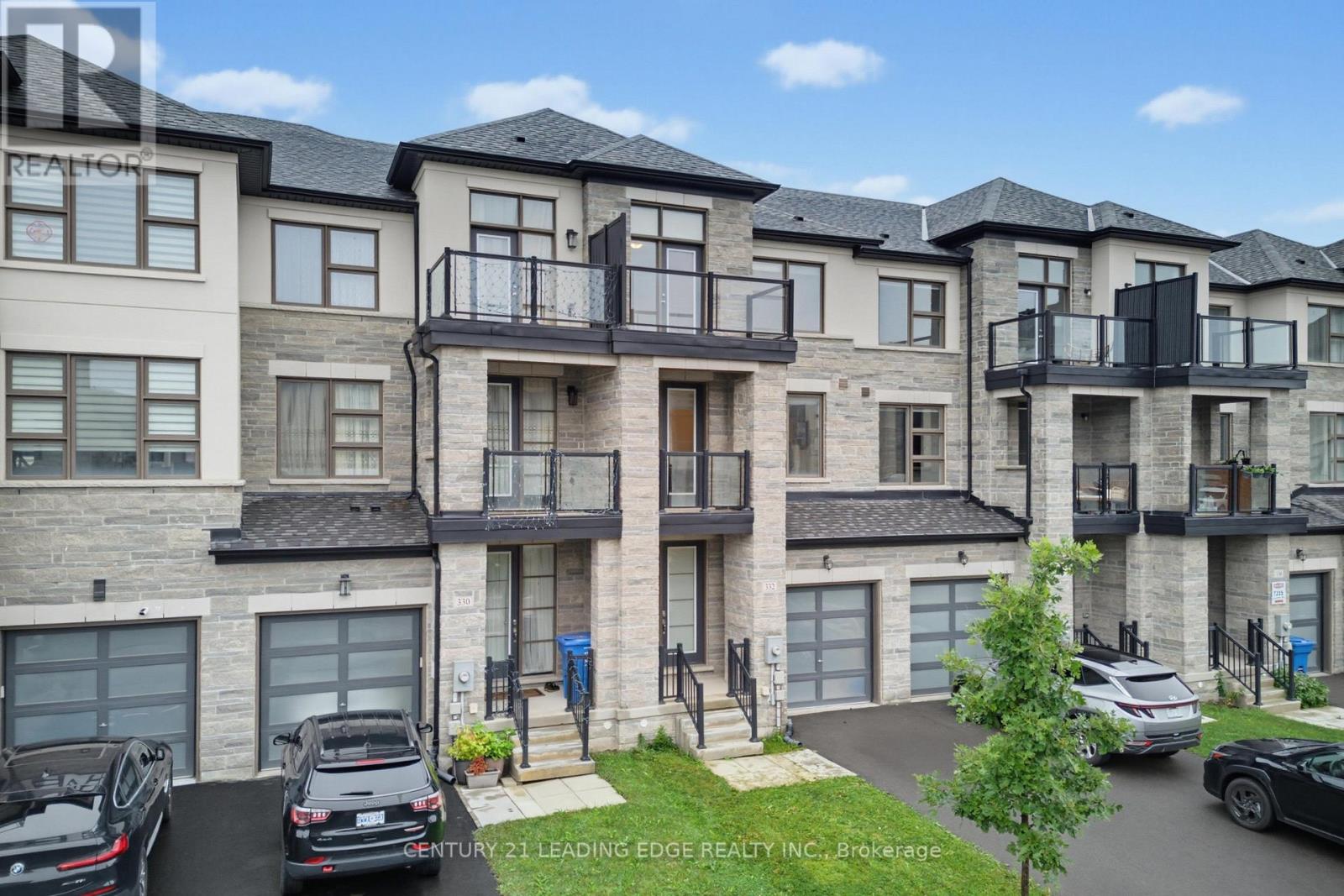 332 Laplante Street, Newmarket, Ontario  L3X 0M5 - Photo 2 - N13730854