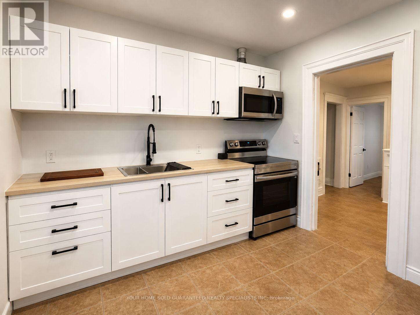 2 - 94 Wellington Street E, Aurora, Ontario  L4G 1H8 - Photo 4 - N13730980