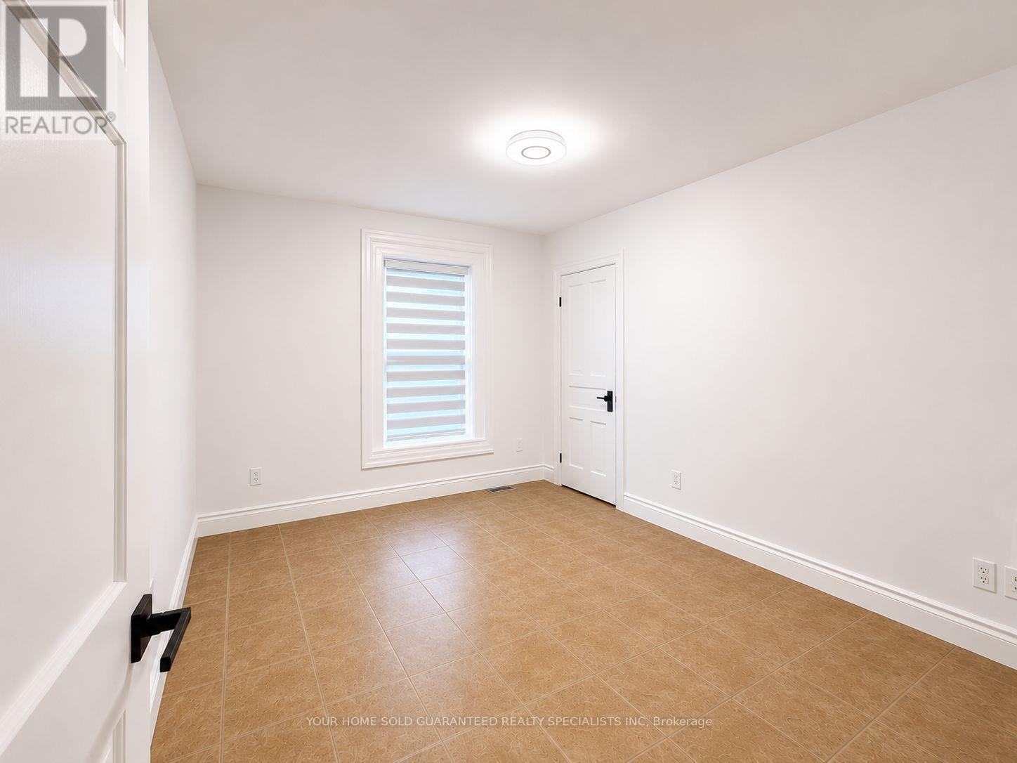 2 - 94 Wellington Street E, Aurora, Ontario  L4G 1H8 - Photo 6 - N13730980