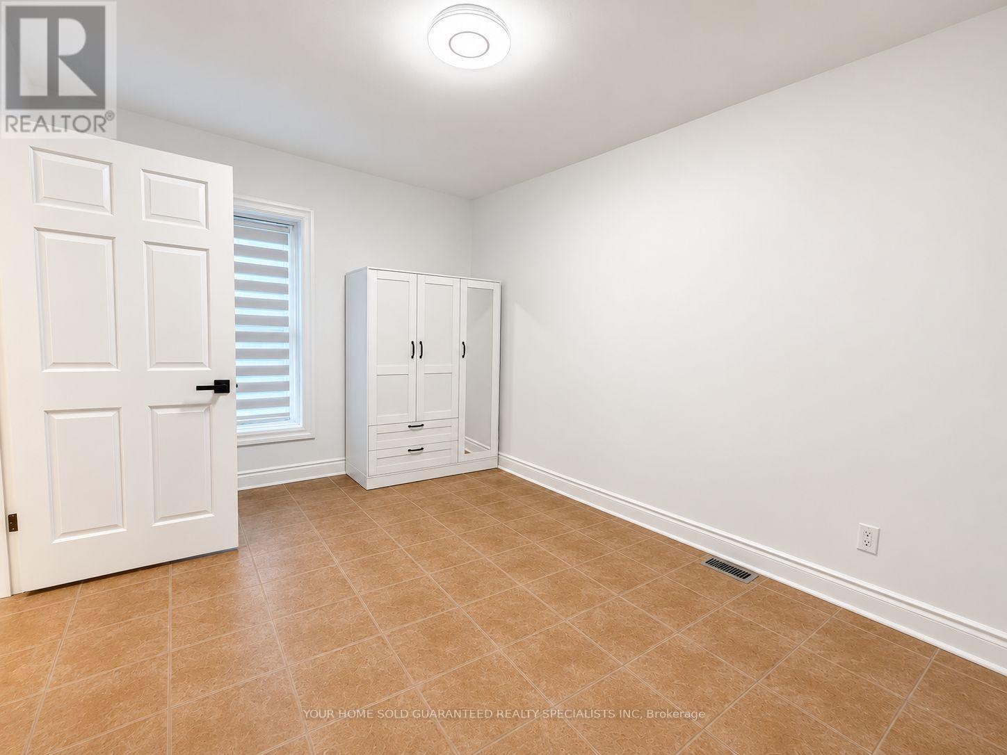 2 - 94 Wellington Street E, Aurora, Ontario  L4G 1H8 - Photo 7 - N13730980